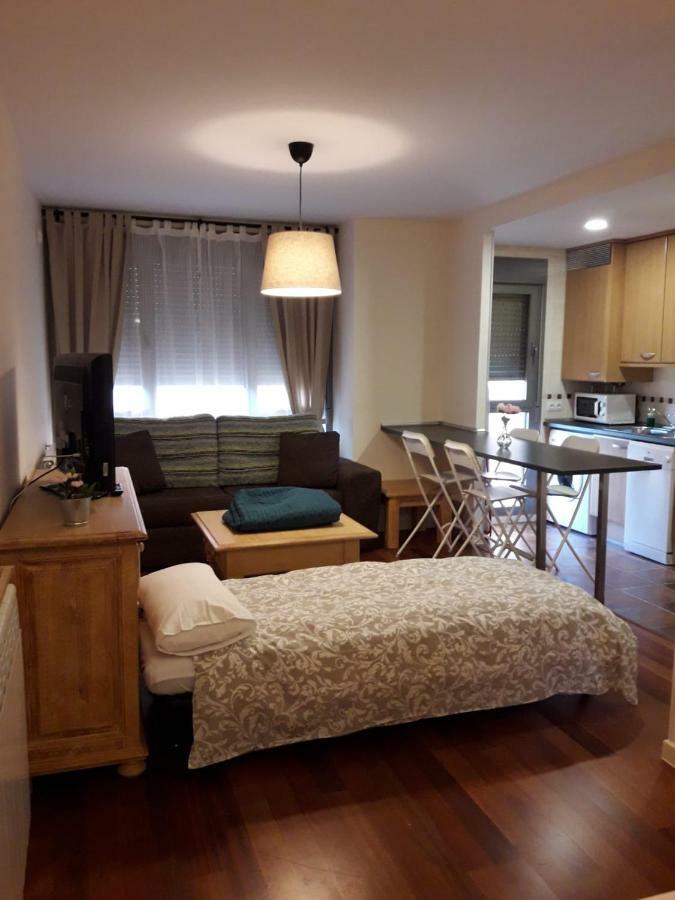 Apartamento En C/ Peroneros Latas Ngoại thất bức ảnh