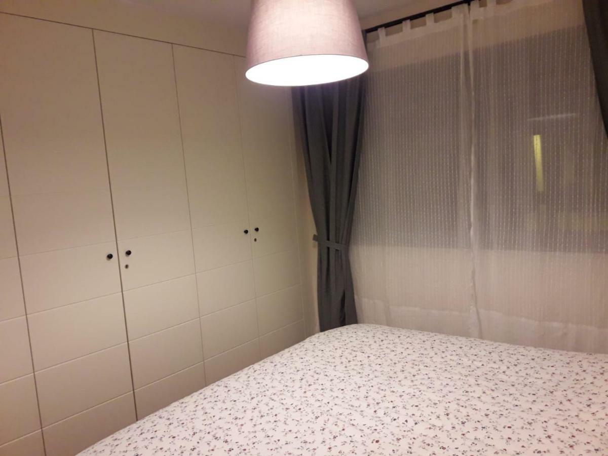 Apartamento En C/ Peroneros Latas Ngoại thất bức ảnh